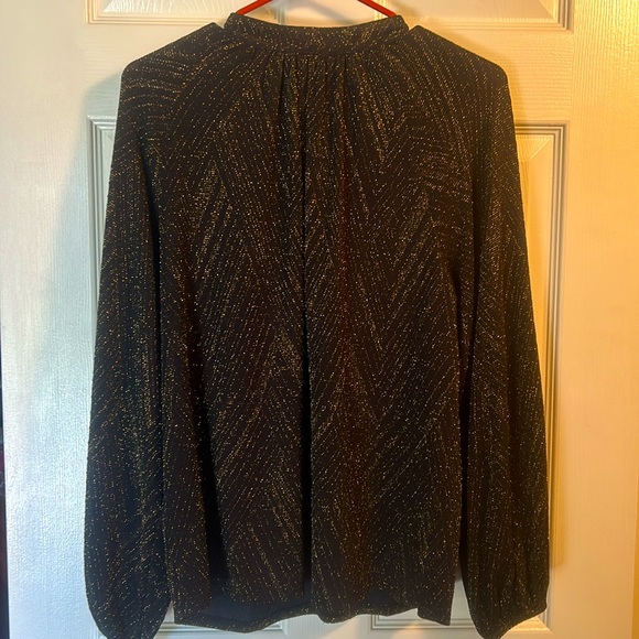 Buckle, black and gold dress shirt - Picture 6 of 15